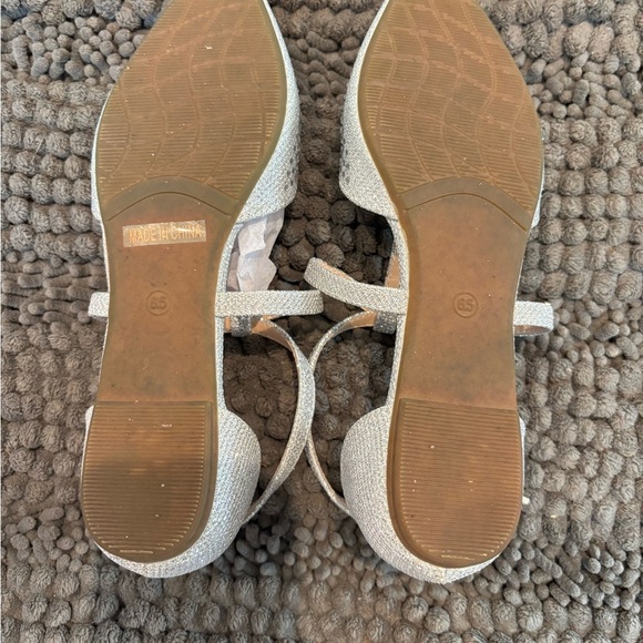 Mila Lady Laurel Womens Pointed Toe D’Orsay T-Strap Laurel Dress Flats - Picture 3 of 6